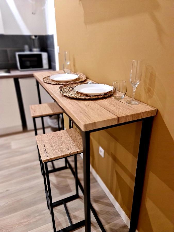 Ng Suitehome - Lille I Tourcoing Winoc - Appartement T2 - Netflix - Wifi - Cuisine - Parking Gratuit Eksteriør billede